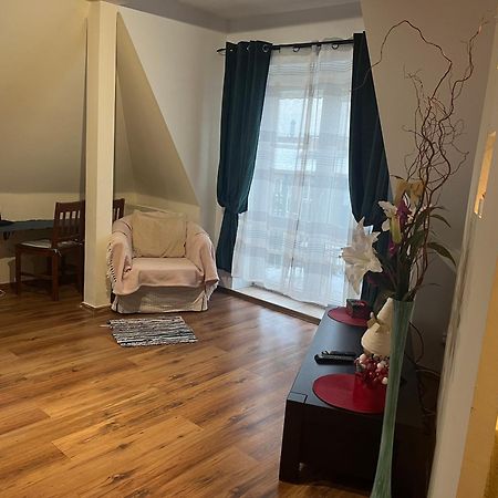 Zapustna Nowa Daire Varşova Dış mekan fotoğraf